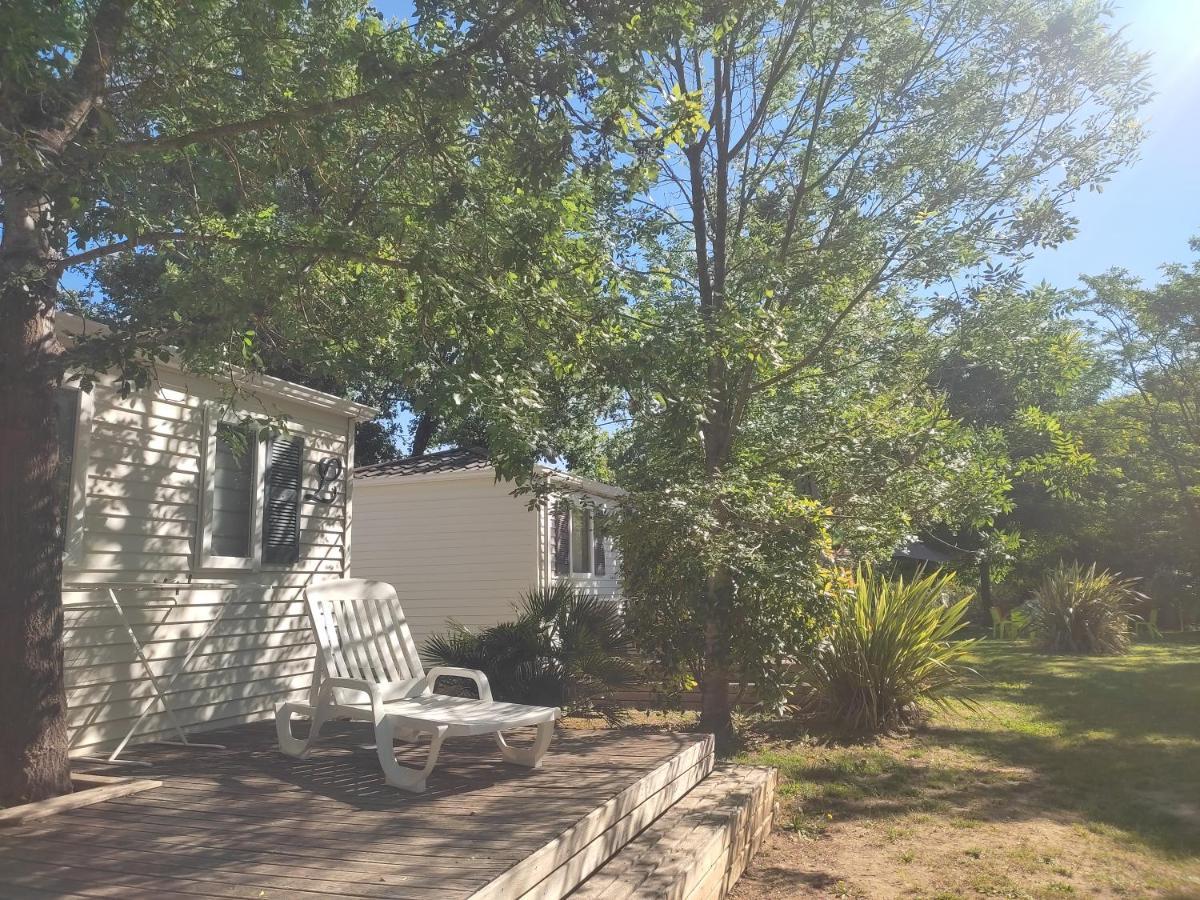 Camping La Digue Chauzon エクステリア 写真