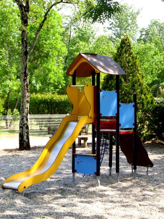Camping La Digue Chauzon エクステリア 写真